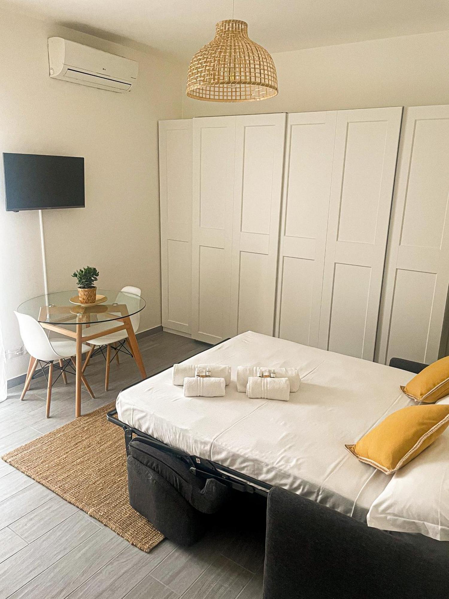 Xenia Apartments - Fashion Week Studio Near Navigli Mediolan Zewnętrze zdjęcie